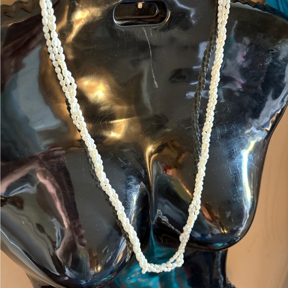 Elegant Freshwater Pearl Necklace